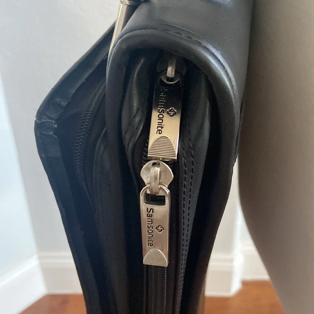 Samsonite ring padfolio
